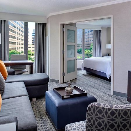 Chicago Marriott Suites O'Hare Rosemont Bagian luar foto
