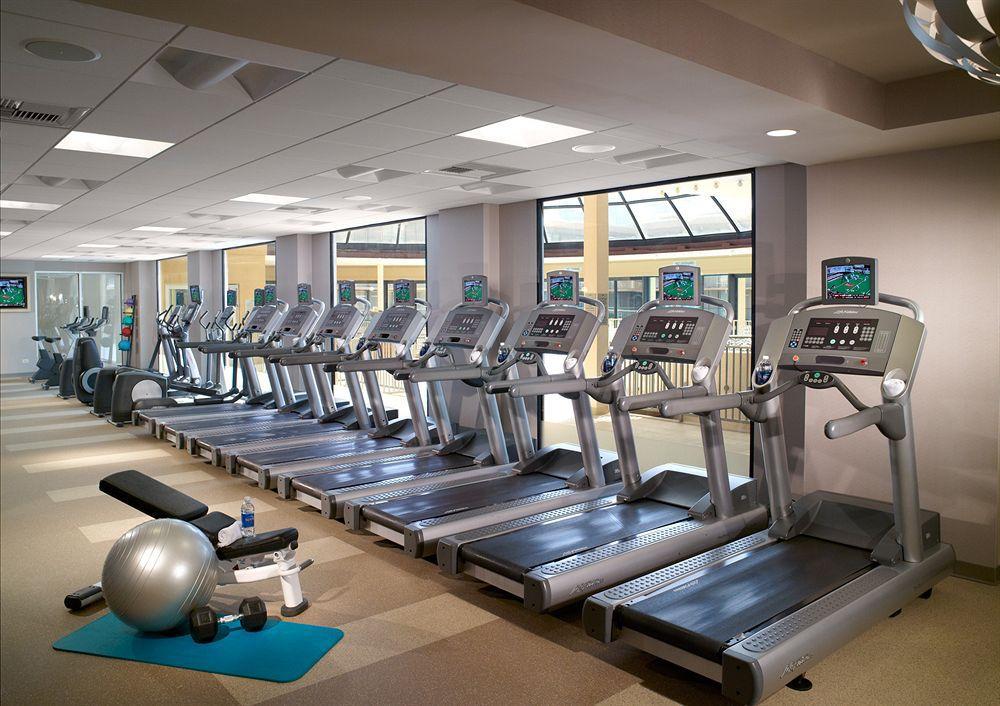 Chicago Marriott Suites O'Hare Rosemont Bagian luar foto