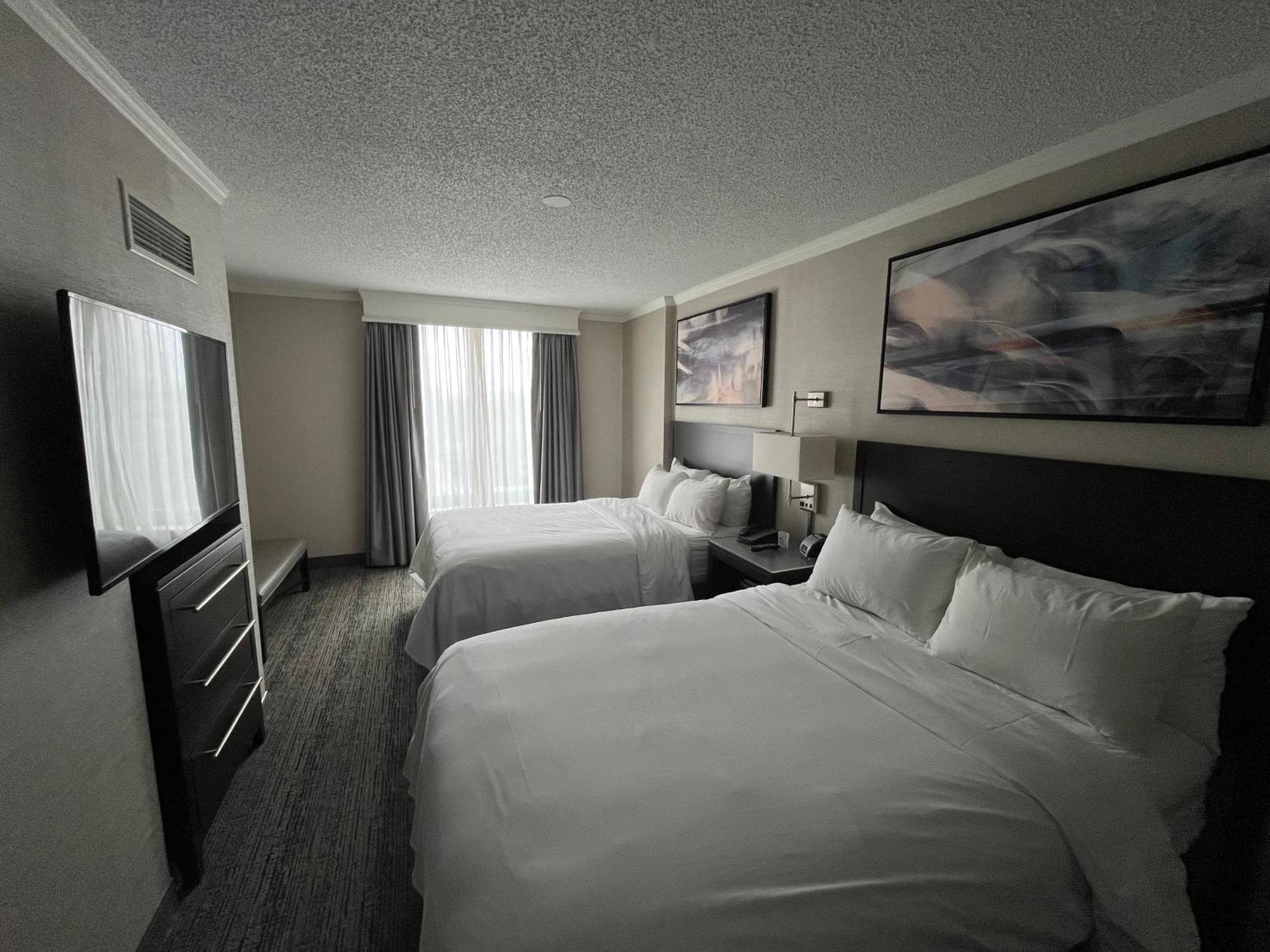 Chicago Marriott Suites O'Hare Rosemont Bagian luar foto
