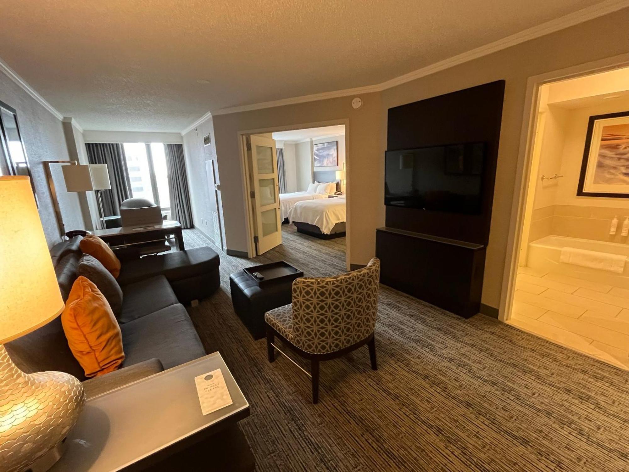 Chicago Marriott Suites O'Hare Rosemont Bagian luar foto
